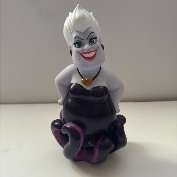 DISNEY VILLIANS URSULA THE LITTLE MERMAID 8” FIGURINE - Picture 3 of 6